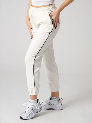 PANTONECLO Regular Trousers 'Pantoneclo Women's Trousers' in White