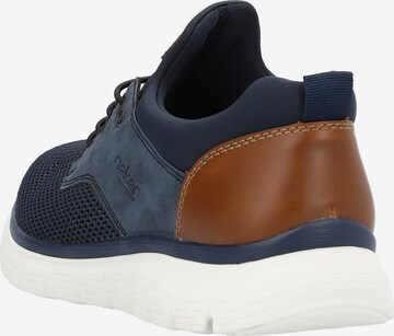 Scarpa slip-on di Rieker in blu