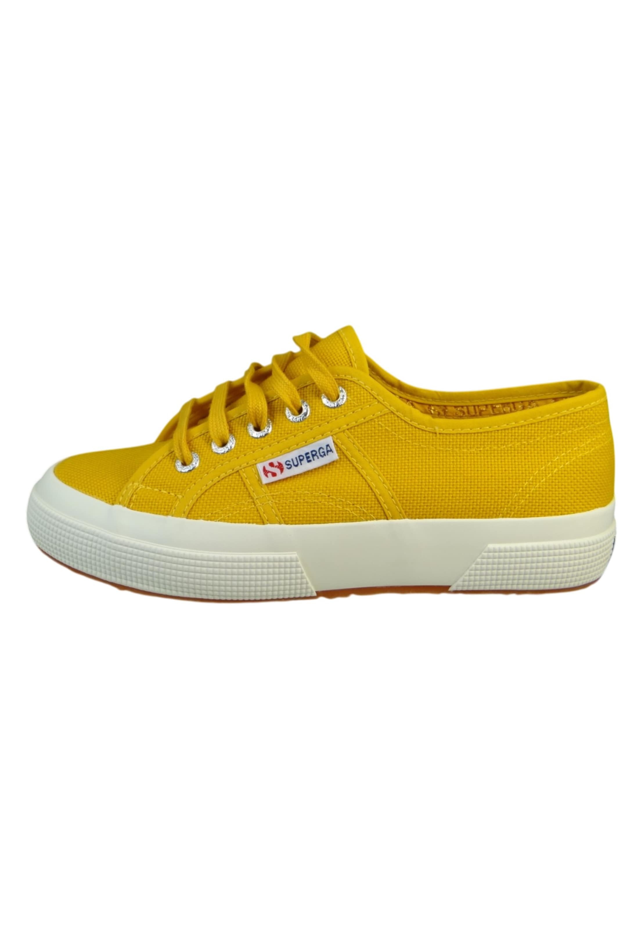 Baskets basses '2750 Cotu' SUPERGA en jaune