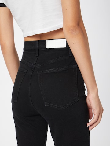 Skinny Jeans de la RE/DONE pe negru