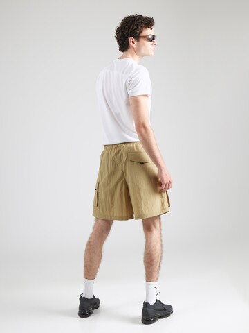 Nike Sportswear Loose fit Cargo trousers in Beige