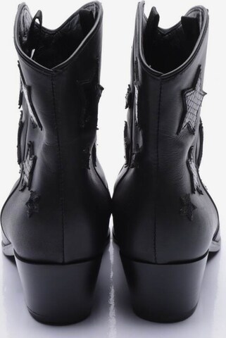 Miu Miu Stiefeletten 36,5 in Schwarz