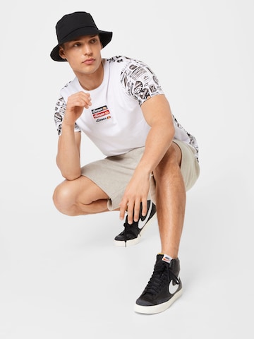 BDG Urban Outfitters Loosefit Shorts in Beige