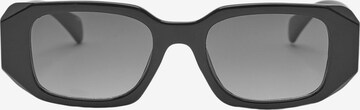 Pull&Bear Sončna očala | črna barva: sprednja stran