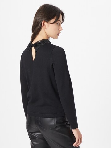 Coast Sweater in Black