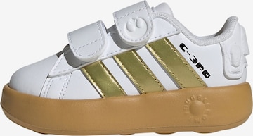 Scarpa sportiva 'Adidas x Star Wars Grand Court 2.0' di ADIDAS SPORTSWEAR in bianco: frontale