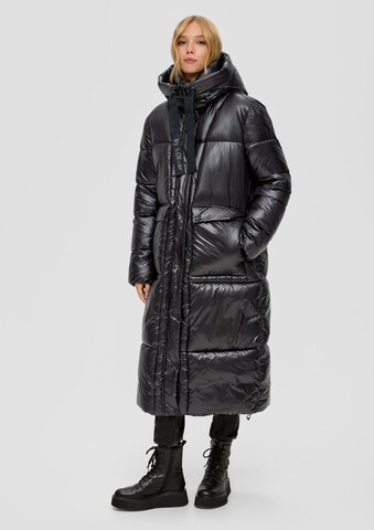 QS Winter Coat in Black: front