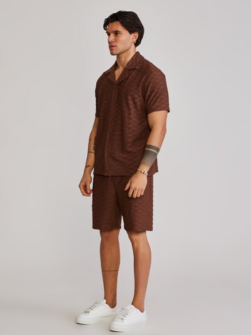 T-Shirt SikSilk en marron