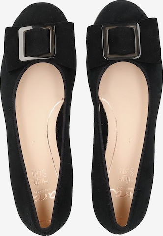 ARA Ballet Flats in Black