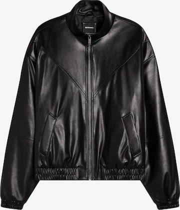 Bershka Välikausitakki 'CAZADORA' värissä musta: etupuoli