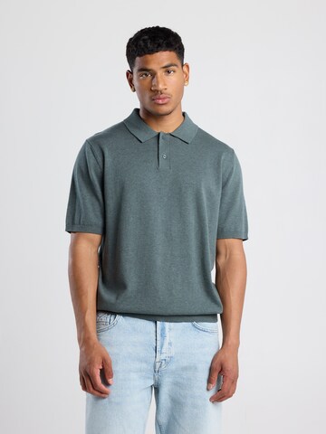 America Today Shirt in Blue: front