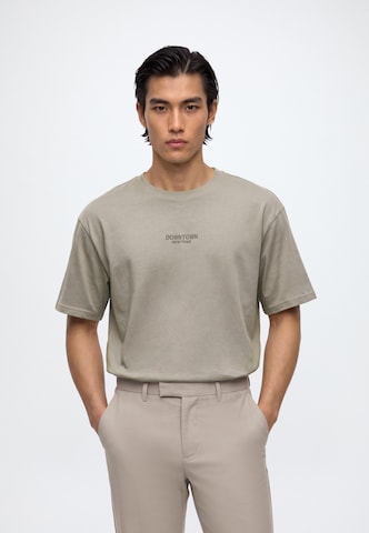 T-Shirt 'STUDIOS' BALMOHK en beige : devant