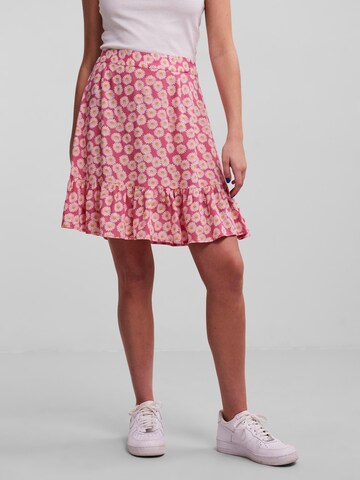 PIECES - Falda 'Nya' en rosa: frente