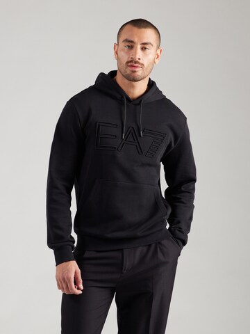 Felpa di EA7 Emporio Armani in nero: frontale