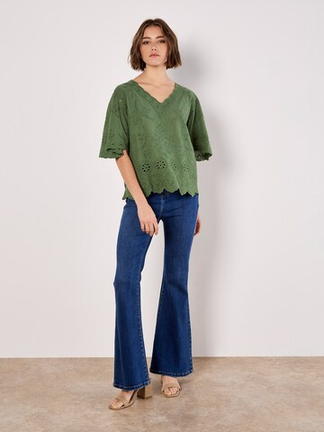 Chemisier ' ' Apricot en vert