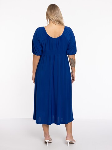 Yoek Dress in Blue