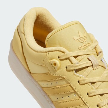 ADIDAS ORIGINALS Sneaker 'Rivalry' in Gelb