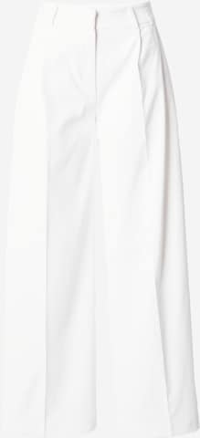 Warehouse Wide leg Pleat-front trousers in White: front