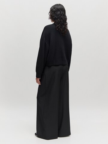 Pull-over 'Aniela' EDITED en noir