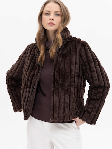 Passioni Übergangsjacke in Braun: Vorderseite