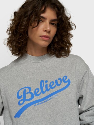 10Days Sweatshirt‌‌‌‌ in Grau