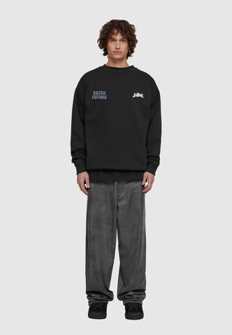 Lost Youth Sweatshirt 'Dreamy Universe' in Black