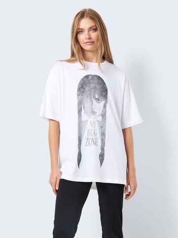 Noisy may T-shirt 'CURLY' i vit: framsida