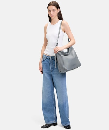 Liebeskind Berlin Schultertasche in Grau