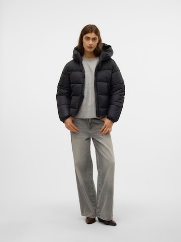 VERO MODA Between-Season Jacket 'VMDINA' in Black