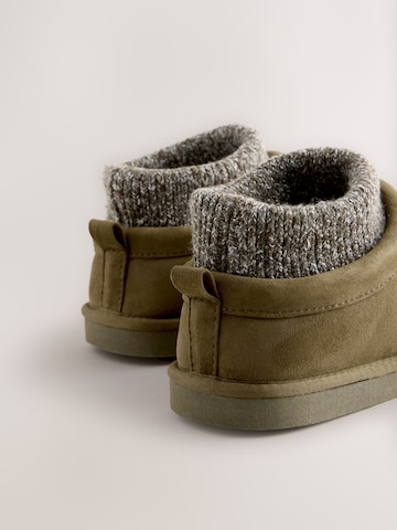 Next Тапки в Зеленый