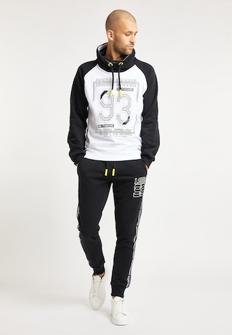 BRUNO BANANI Sweatshirt 'Freeman' in Wit