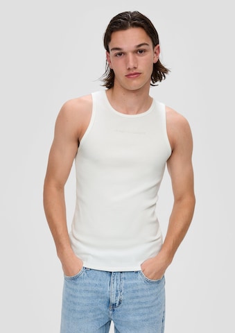 QS Shirt in White: front