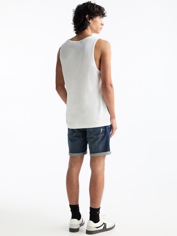 Pull&Bear Regular Shorts in Blau