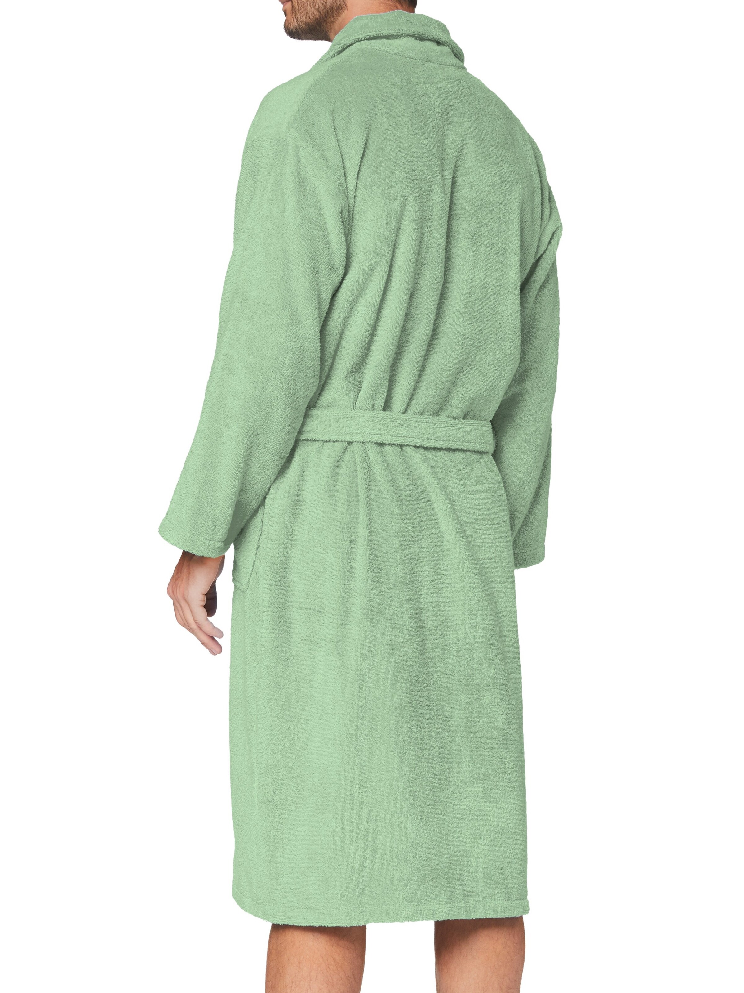 normani Badjas lang  in Groen