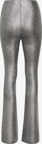 Flared Pantaloni 'Eira' di Gestuz in argento