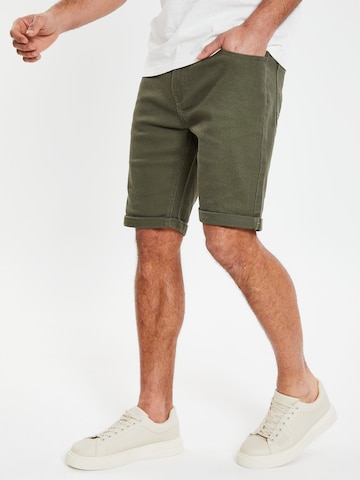 Regular Pantalon 'Sanky' Threadbare en vert : devant