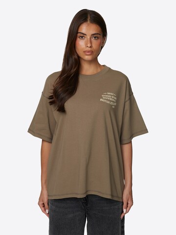 Maglietta di Good For Nothing in marrone