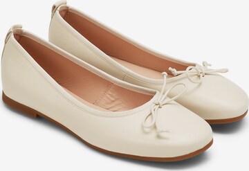 Marc O'Polo Ballerina 'Kelia' in Beige