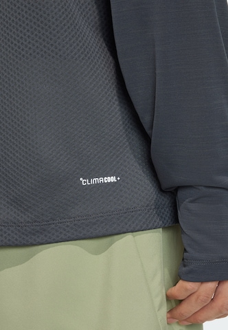 Maglia funzionale 'Xperior' di ADIDAS TERREX in grigio