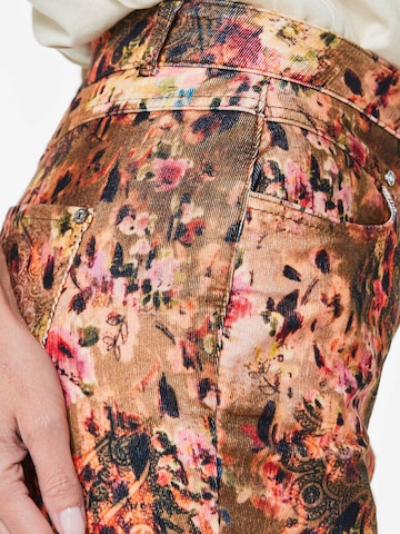 Goldner Slim fit Pants in Mixed colors