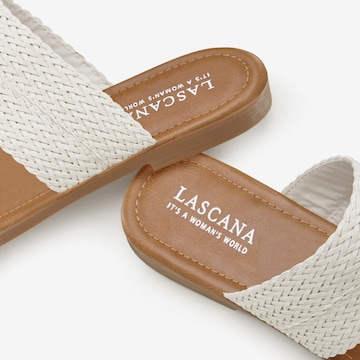 LASCANA T-bar sandals in White