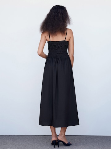 Robe 'Chloe' MANGO en noir