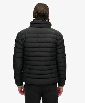 Veste d’hiver 'Fuji' Superdry en noir