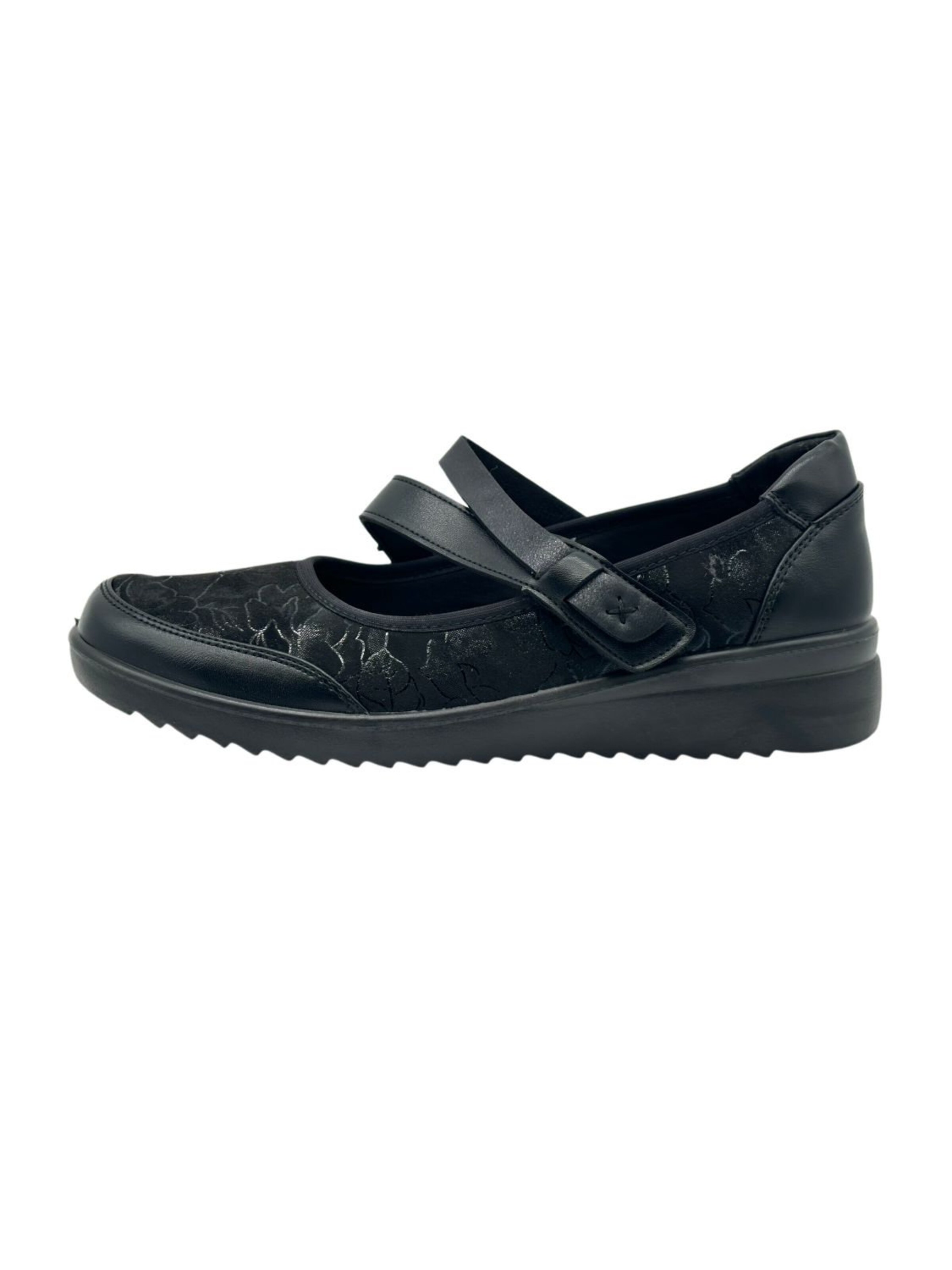 Nowaland Classic Flats in Black