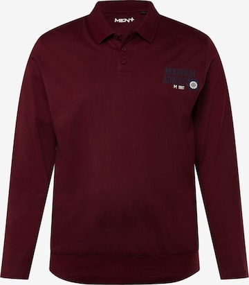Men Plus Shirt in Red: front