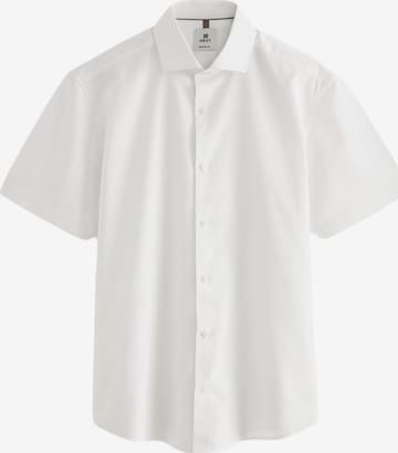 Next Риза в бяло: отпред