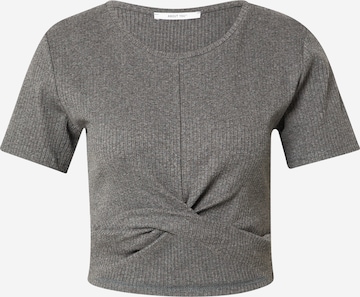 ABOUT YOU Shirt 'Silva' in Grey: front