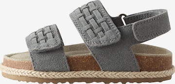 Next Åbne sko i grå: forside