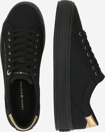 Sneaker bassa 'Essential' di TOMMY HILFIGER in nero