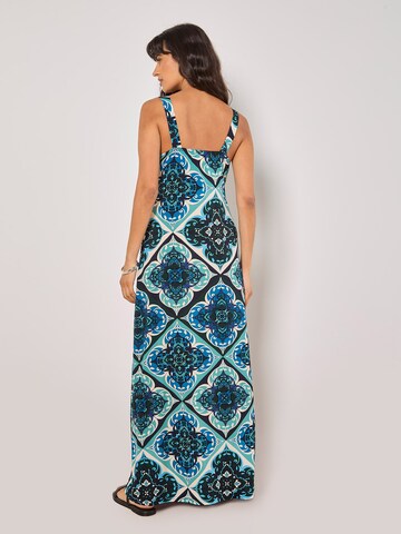 Robe ' ' Apricot en bleu